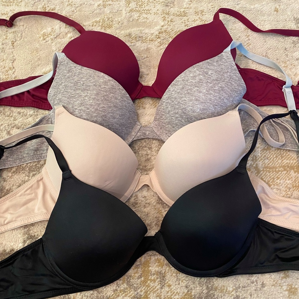34A PINK Victoria’s Secret 4 Pack Wear Everywhere t-shirt Bras